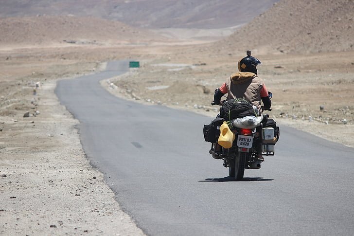 Things to know about the Manali to Leh bike trip 