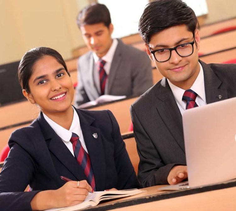 Get a complete overview of the best b com colleges in UP
