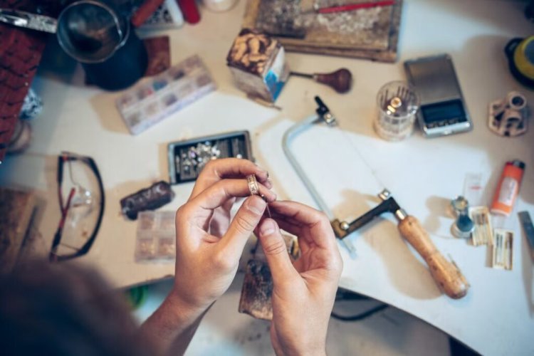 8 Best Tips to Increase Sales on Your Custom Jewelry Store