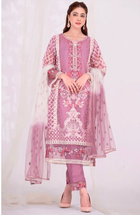 Pakistani Dresses Online: For the Love of Fashion and Tradition